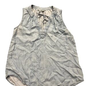 Old Navy Chambray Lyocell Light Blue V-Neck Tie Neck Sleeveless Blouse S
